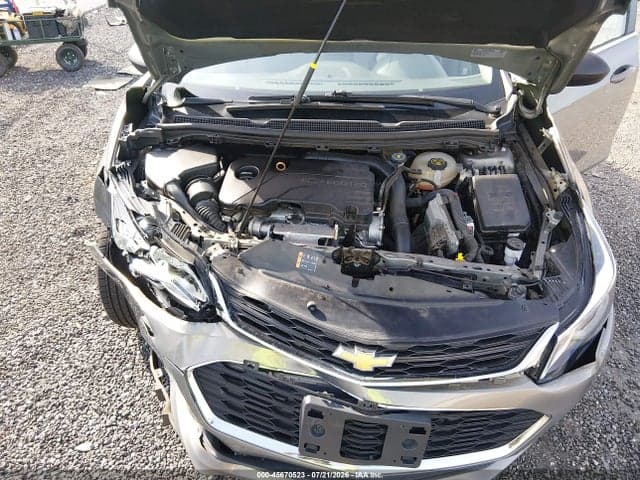 2017 CHEVROLET CRUZE LT AUTO 10