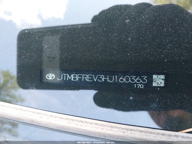 2017 TOYOTA RAV4 LE 9
