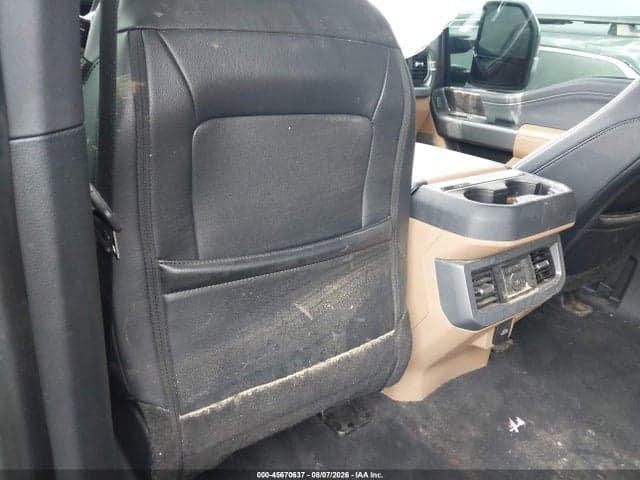2025 FORD F-250 LARIAT 14