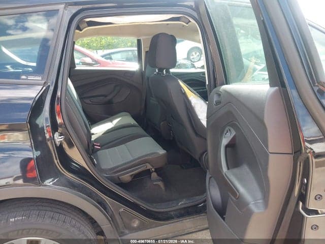2017 FORD ESCAPE S 8