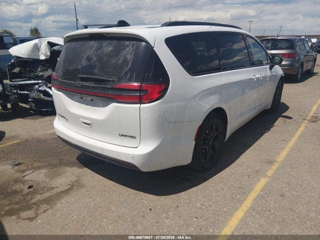 2025 CHRYSLER PACIFICA LIMITED 4
