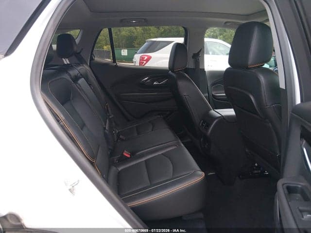 2023 GMC TERRAIN AWD AT4 8