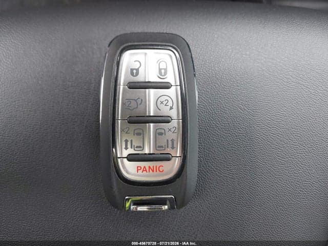2026 CHRYSLER PACIFICA SELECT 11