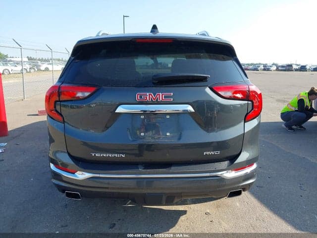 2018 GMC TERRAIN DENALI 16