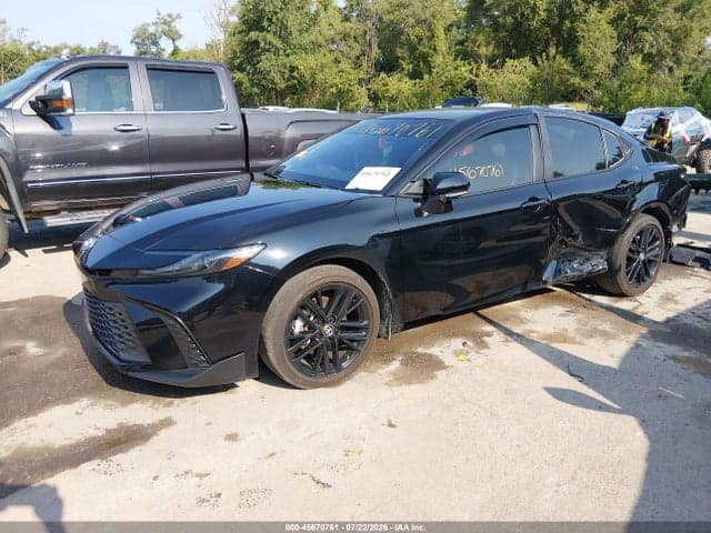 2025 TOYOTA CAMRY SE 2