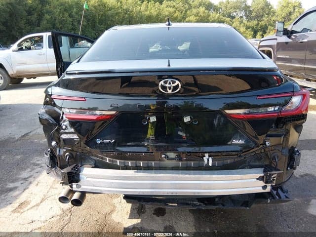 2025 TOYOTA CAMRY SE 6