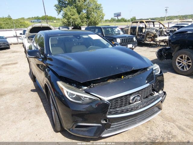 2018 INFINITI QX30 LUXURY - 1