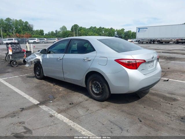 2018 TOYOTA COROLLA LE 3