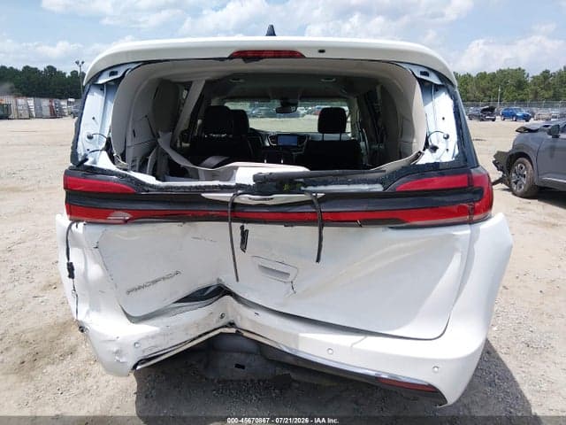 2023 CHRYSLER PACIFICA TOURING L 6