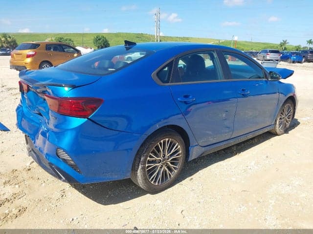 2023 KIA FORTE GT-LINE 4