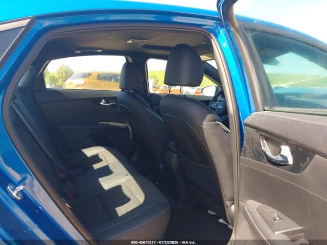 2023 KIA FORTE GT-LINE 8