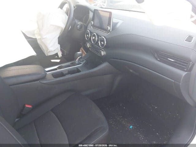 2024 NISSAN SENTRA SV XTRONIC CVT 5