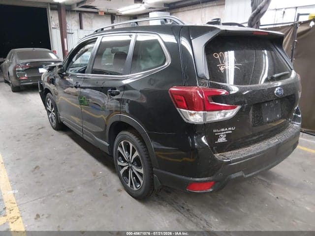 2024 SUBARU FORESTER LIMITED 3