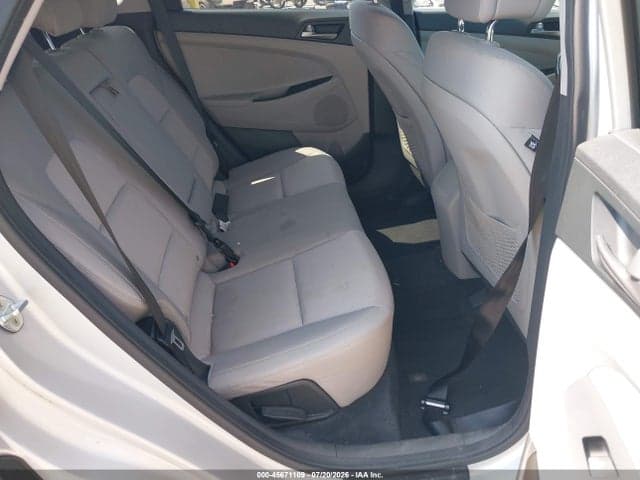 2018 HYUNDAI TUCSON SE 8