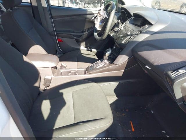 2018 FORD FOCUS SE 5