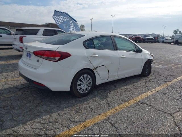 2017 KIA FORTE LX 4
