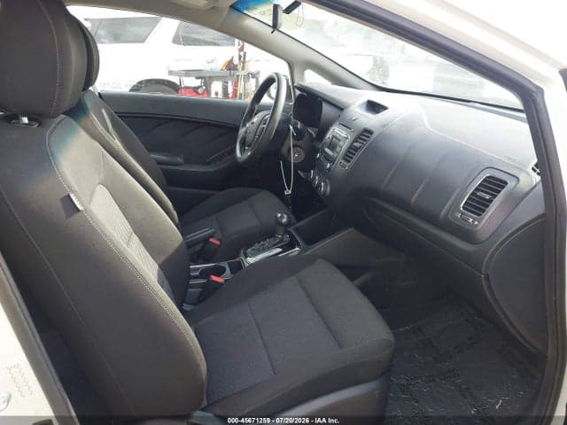 2017 KIA FORTE LX 5