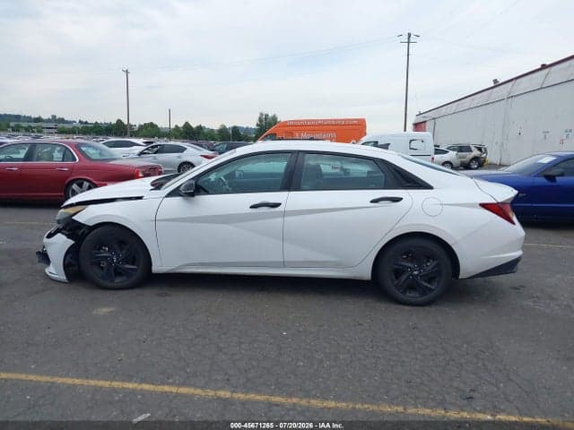 2022 HYUNDAI ELANTRA SEL 14