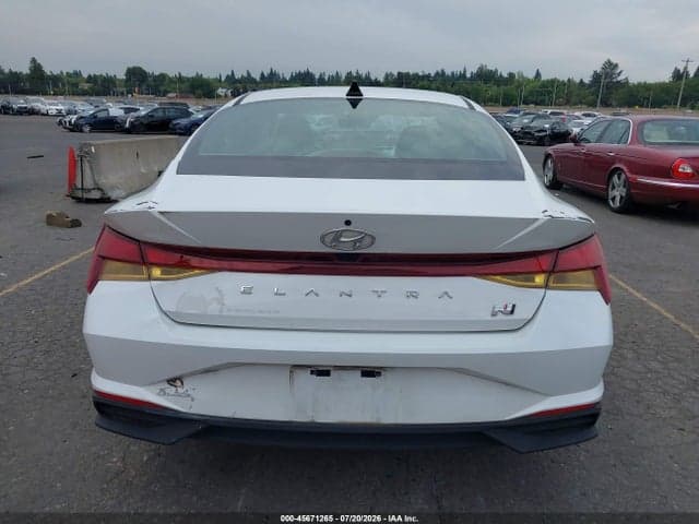 2022 HYUNDAI ELANTRA SEL 16