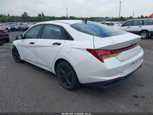 2022 HYUNDAI ELANTRA SEL 3