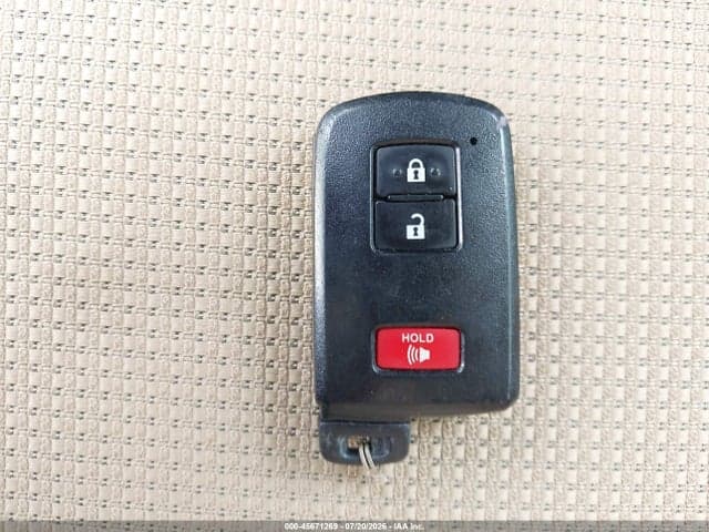 2018 TOYOTA RAV4 XLE 11