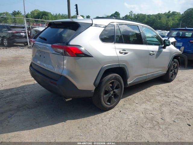 2020 TOYOTA RAV4 XLE 4