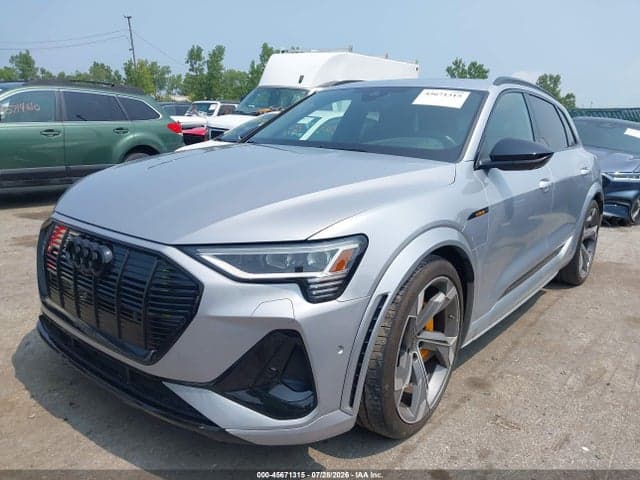2022 AUDI E-TRON S PRESTIGE QUATTRO 2