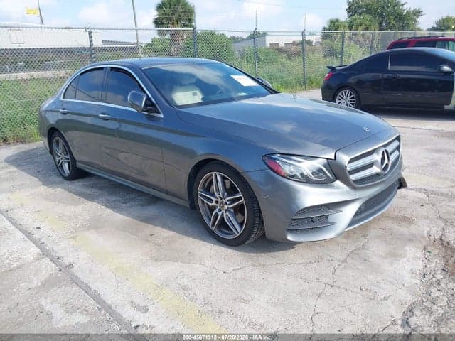 2018 MERCEDES-BENZ E 300 1