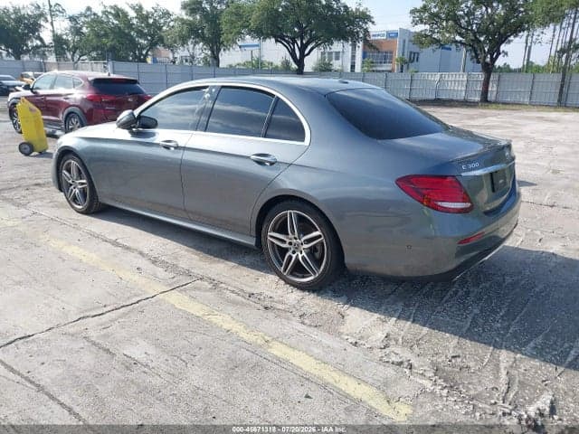 2018 MERCEDES-BENZ E 300 3