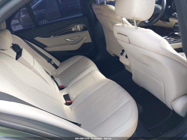 2018 MERCEDES-BENZ E 300 8