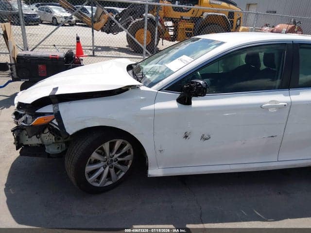 2020 TOYOTA CAMRY LE 13