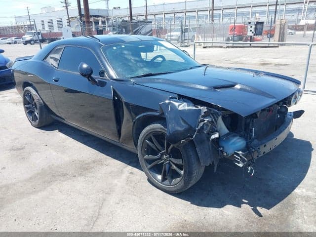 2018 DODGE CHALLENGER SXT 1
