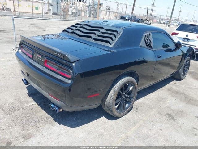 2018 DODGE CHALLENGER SXT 4