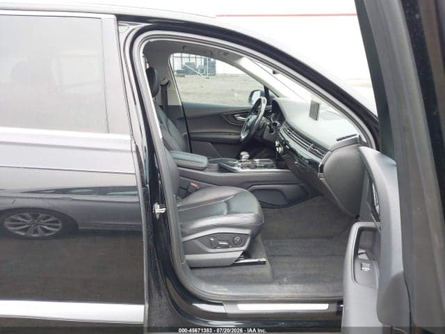 2017 AUDI Q7 3.0T PREMIUM 5
