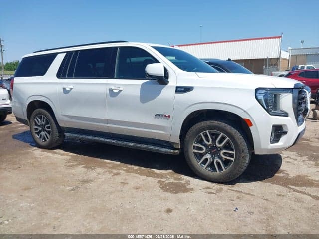 2024 GMC YUKON XL 4WD AT4 13
