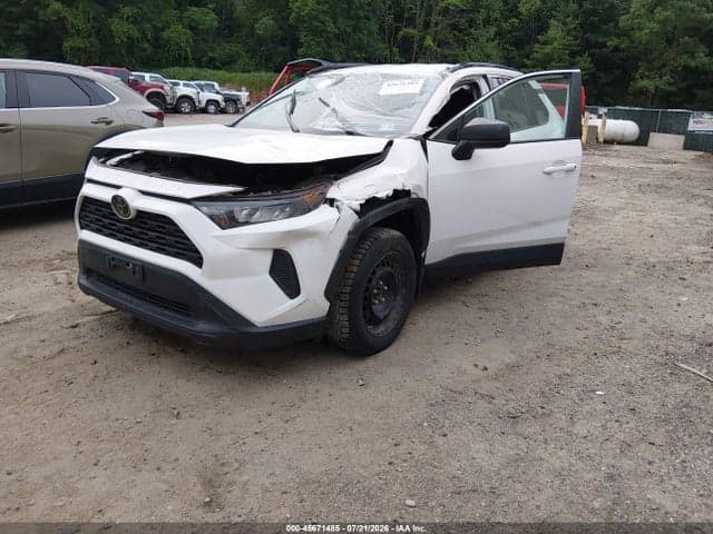 2020 TOYOTA RAV4 LE 6