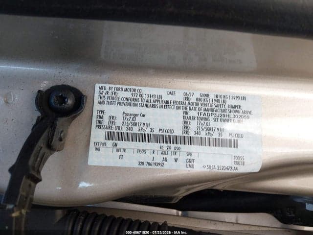 2017 FORD FOCUS TITANIUM 9