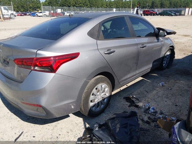 2022 HYUNDAI ACCENT SE 4