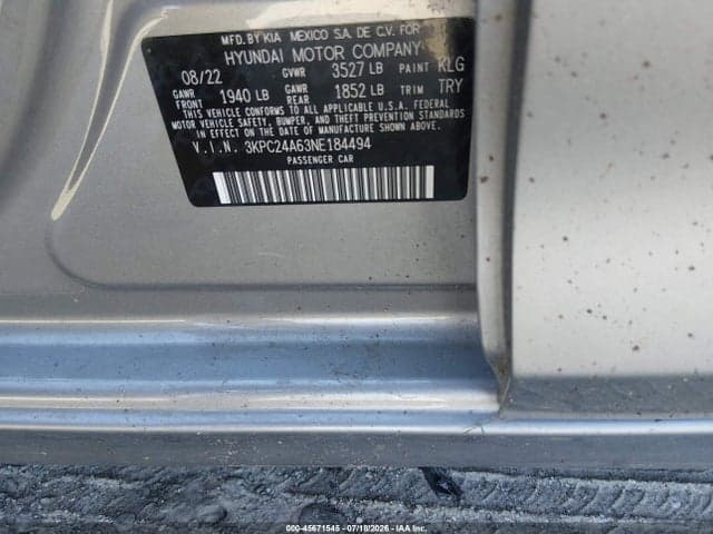 2022 HYUNDAI ACCENT SE 9