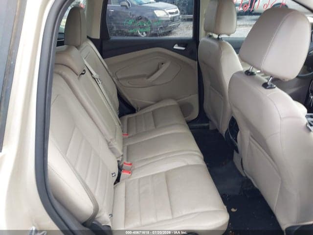 2017 FORD ESCAPE TITANIUM 8