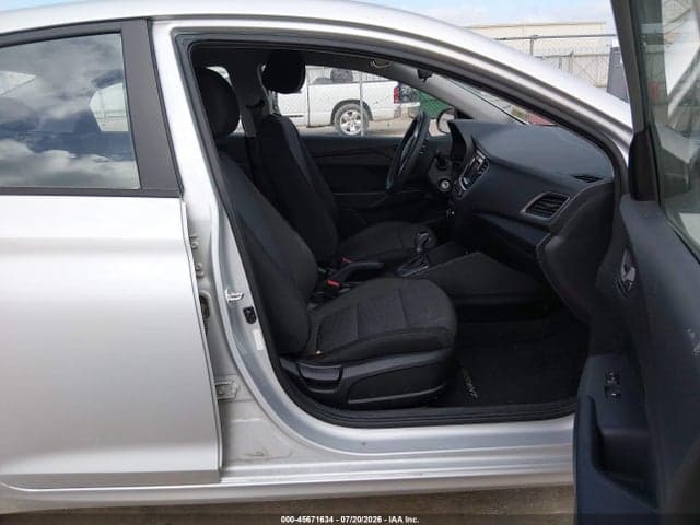 2019 HYUNDAI ACCENT SE 5