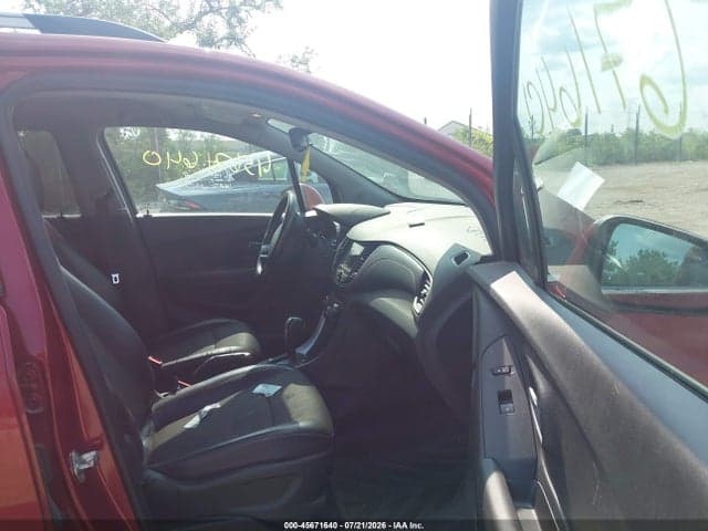 2019 CHEVROLET TRAX LT 5