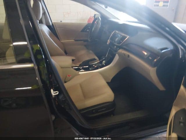 2017 HONDA ACCORD HYBRID EX-L 5