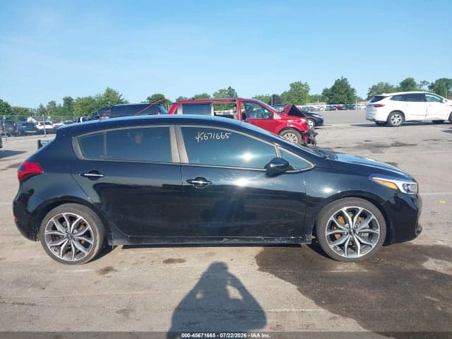 2017 KIA FORTE SX 13