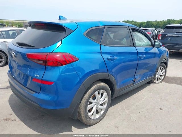 2021 HYUNDAI TUCSON SE 4