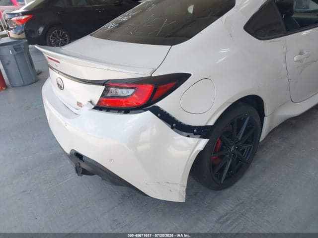 2024 TOYOTA GR86 PREMIUM 6