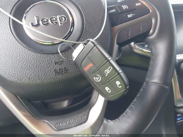 2017 JEEP GRAND CHEROKEE ALTITUDE 11