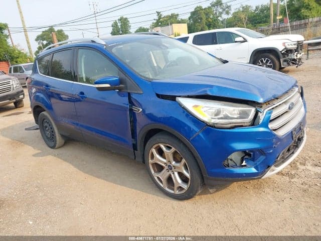 2017 FORD ESCAPE TITANIUM 1