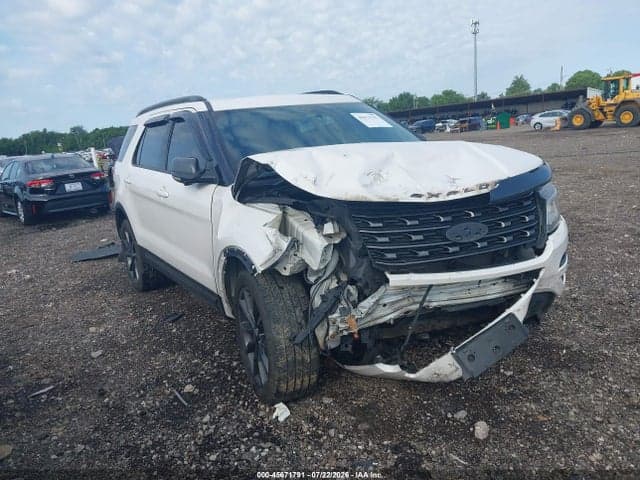 2017 FORD EXPLORER XLT - 1