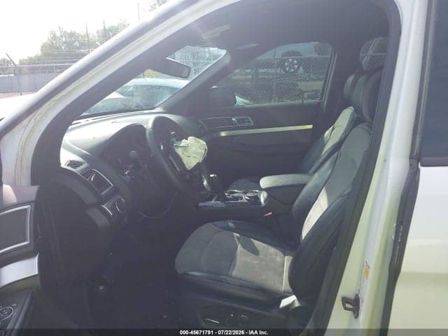 2017 FORD EXPLORER XLT 5